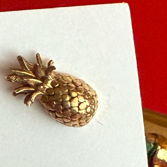 925 Silver Earrings,Elegant Silver Pineapple Earrings - Picture 6 of 6